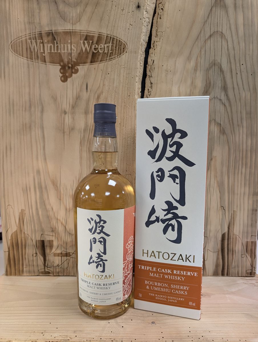 Hatozaki Triple Cask Reserve Japanese Whisky