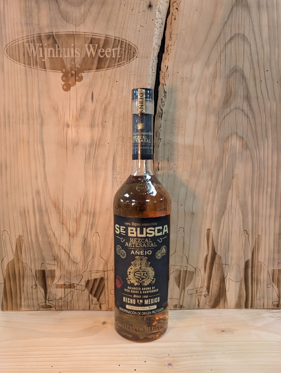 Se Busca Mezcal Añejo
